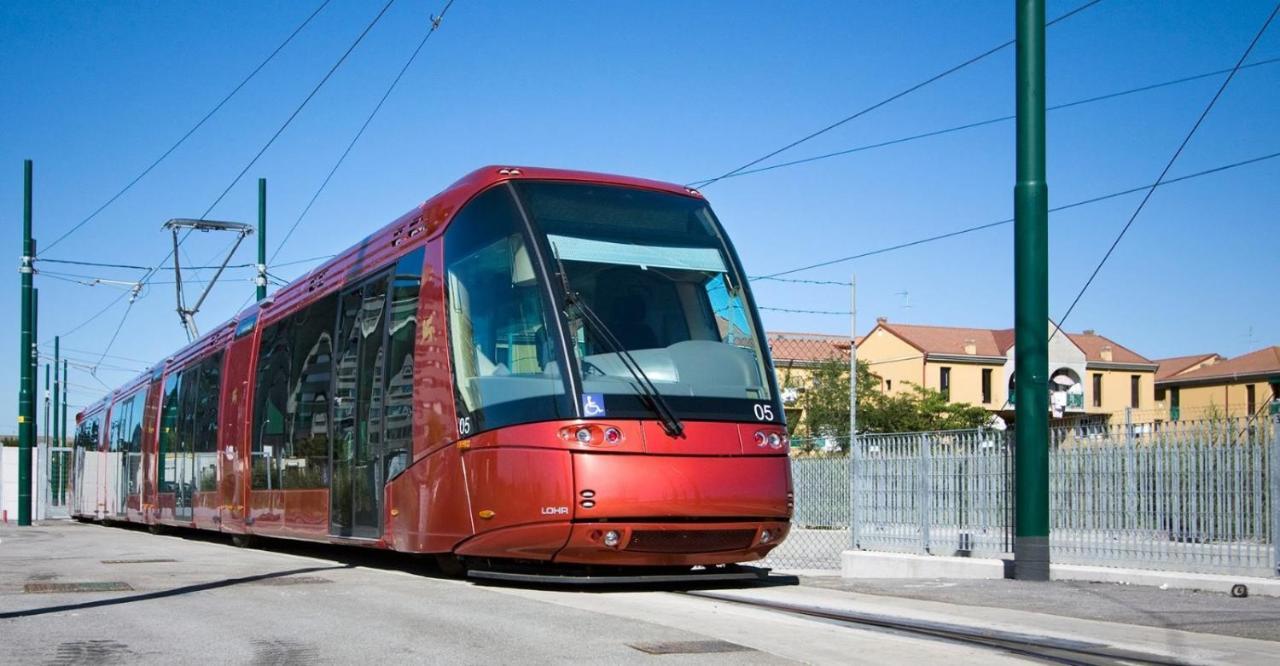 Ferienwohnung Sunrise20Mt Tram Ingresso Indipendente Mestre Exterior foto